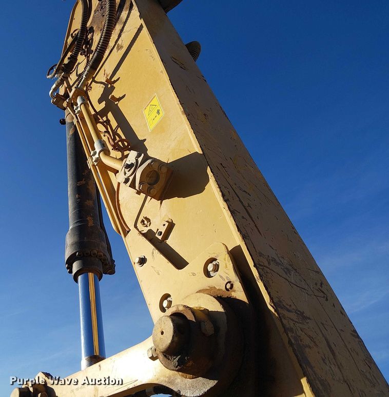 image for item EE5020 2022 Caterpillar 320 excavator