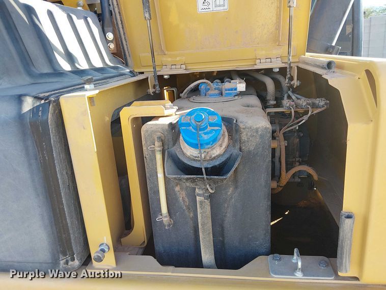 image for item EE5020 2022 Caterpillar 320 excavator