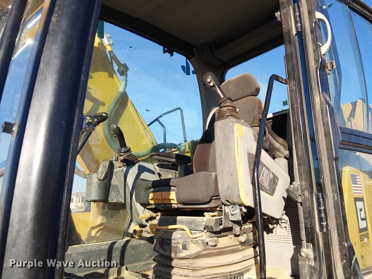 image for item EE5020 2022 Caterpillar 320 excavator