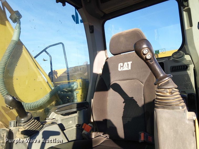 image for item EE5020 2022 Caterpillar 320 excavator