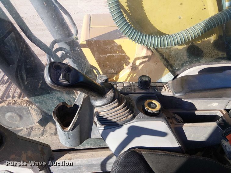 image for item EE5020 2022 Caterpillar 320 excavator