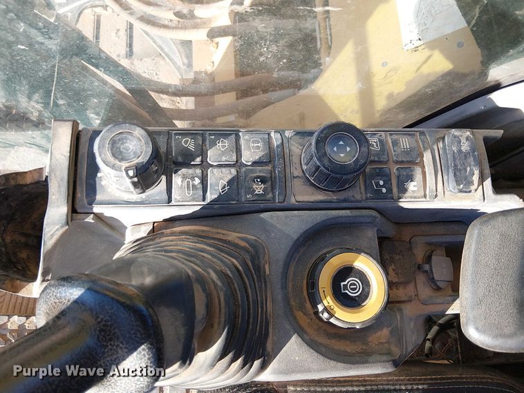 image for item EE5020 2022 Caterpillar 320 excavator