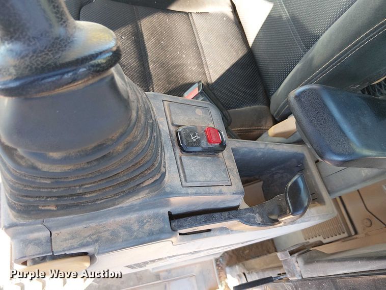 image for item EE5020 2022 Caterpillar 320 excavator