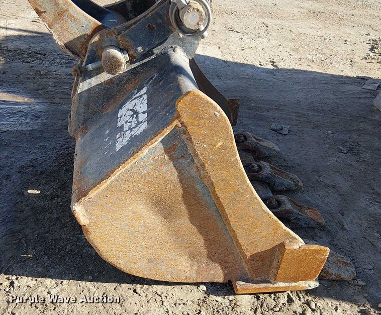 image for item EE5022 2016 Bobcat E20 mini excavator