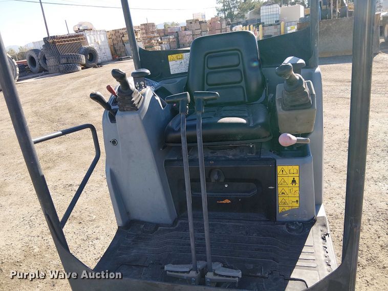 image for item EE5022 2016 Bobcat E20 mini excavator