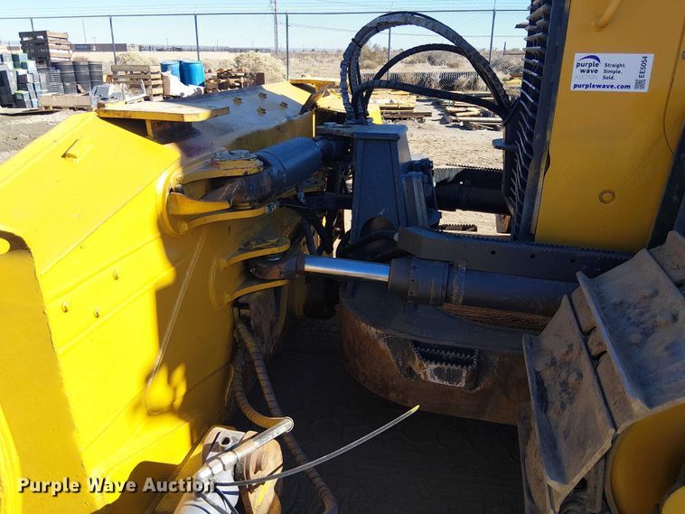 image for item EE5054 2015 John Deere 750K XLT dozer