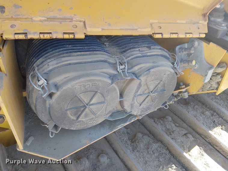 image for item EE5054 2015 John Deere 750K XLT dozer