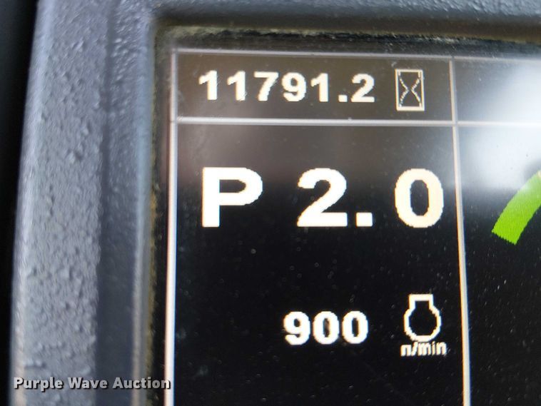 image for item EE5054 2015 John Deere 750K XLT dozer