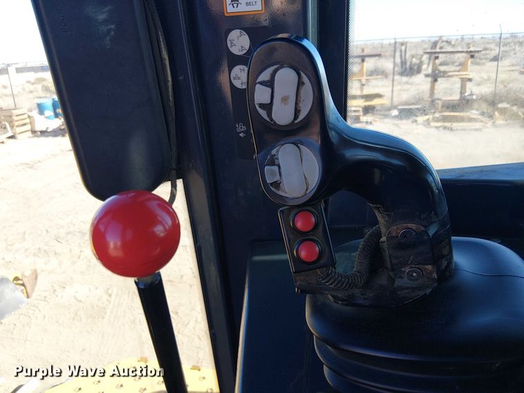 image for item EE5054 2015 John Deere 750K XLT dozer