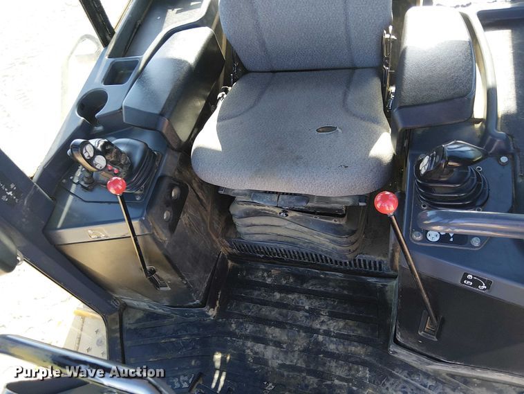 image for item EE5054 2015 John Deere 750K XLT dozer