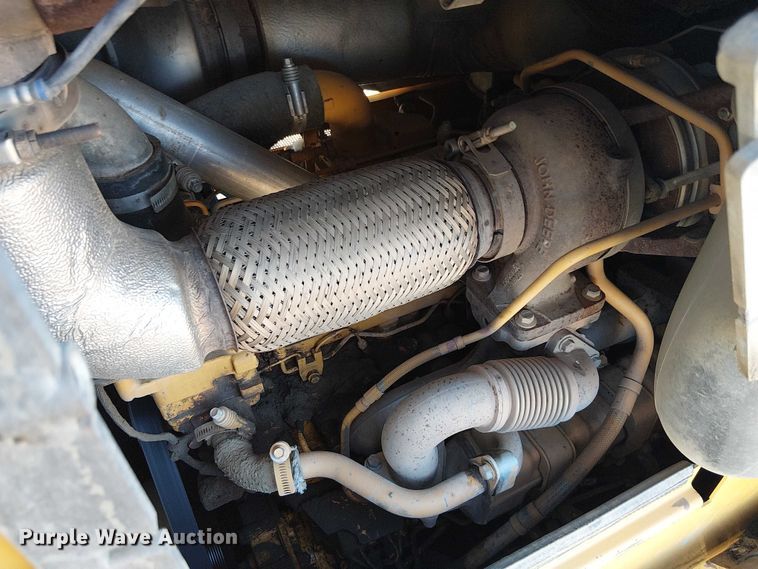 image for item EE5054 2015 John Deere 750K XLT dozer