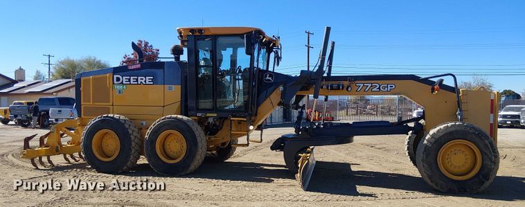 image for item EE5055 2015 John Deere 772 GP motor grader