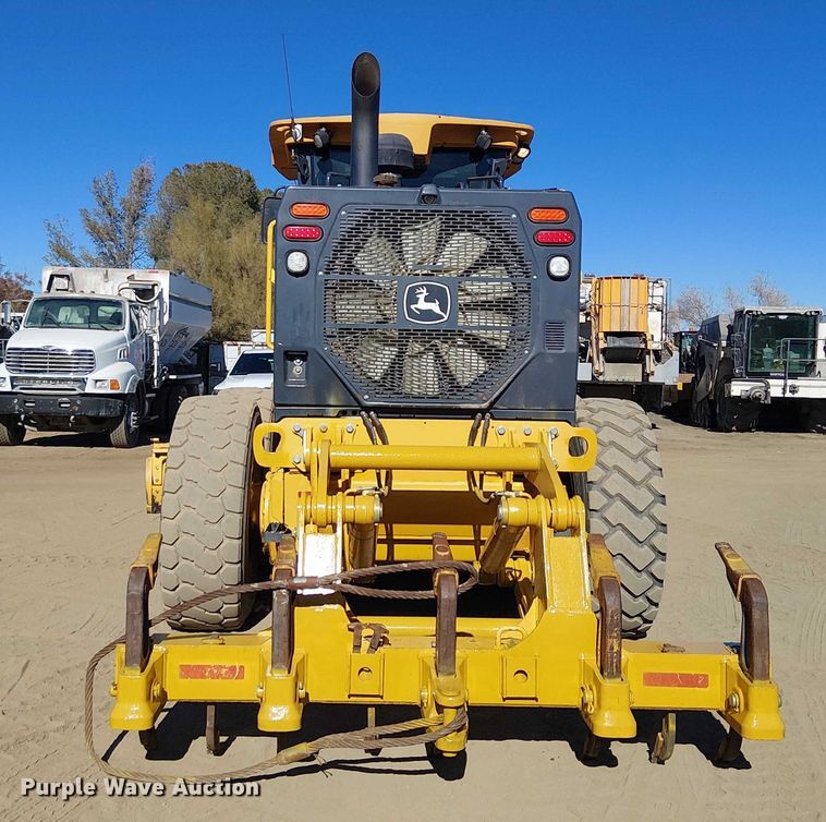 image for item EE5055 2015 John Deere 772 GP motor grader