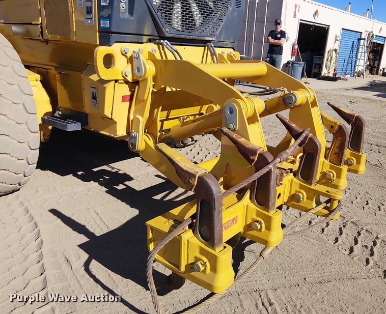 image for item EE5055 2015 John Deere 772 GP motor grader