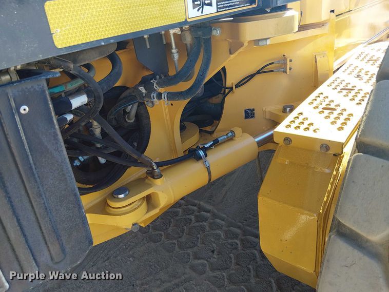 image for item EE5055 2015 John Deere 772 GP motor grader