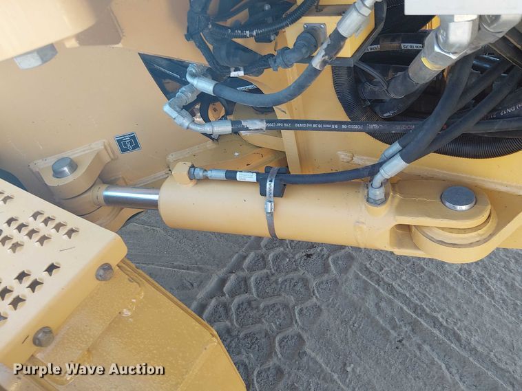 image for item EE5055 2015 John Deere 772 GP motor grader