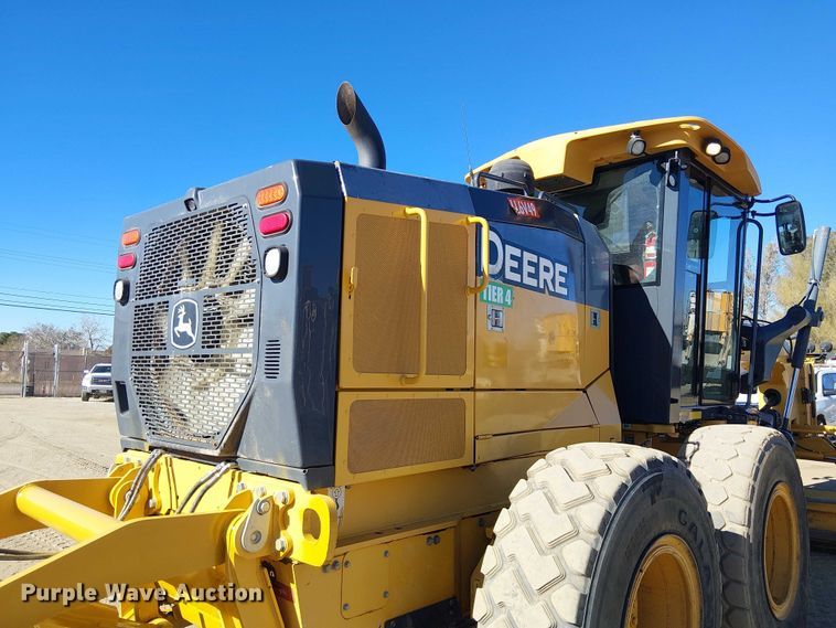 image for item EE5055 2015 John Deere 772 GP motor grader