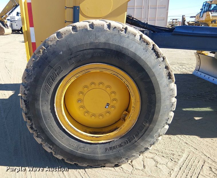 image for item EE5055 2015 John Deere 772 GP motor grader