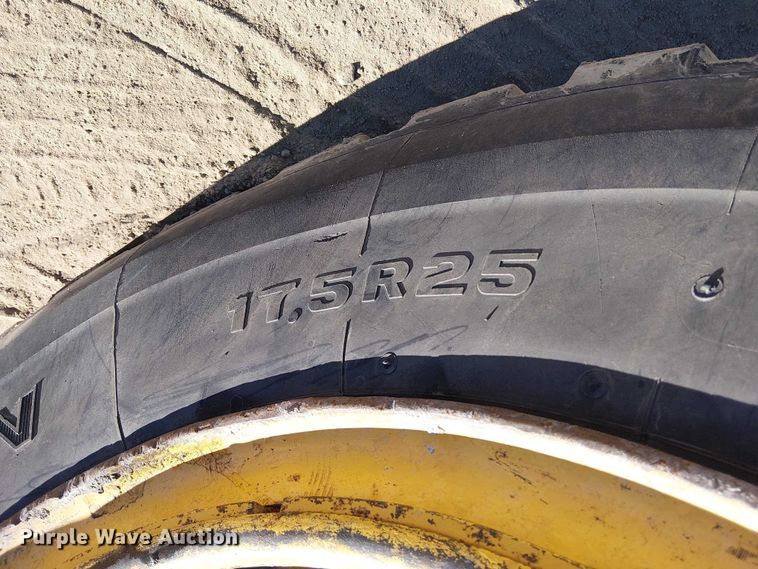 image for item EE5055 2015 John Deere 772 GP motor grader