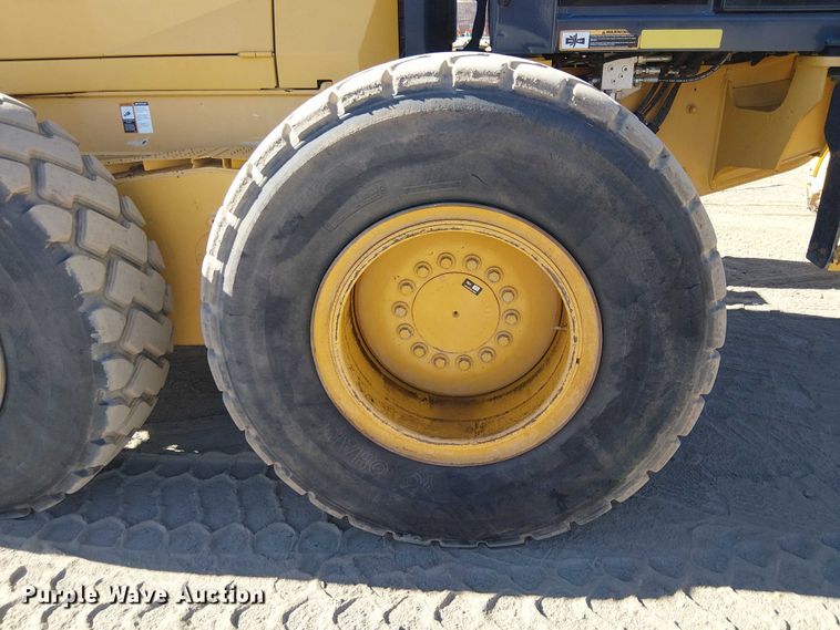 image for item EE5055 2015 John Deere 772 GP motor grader