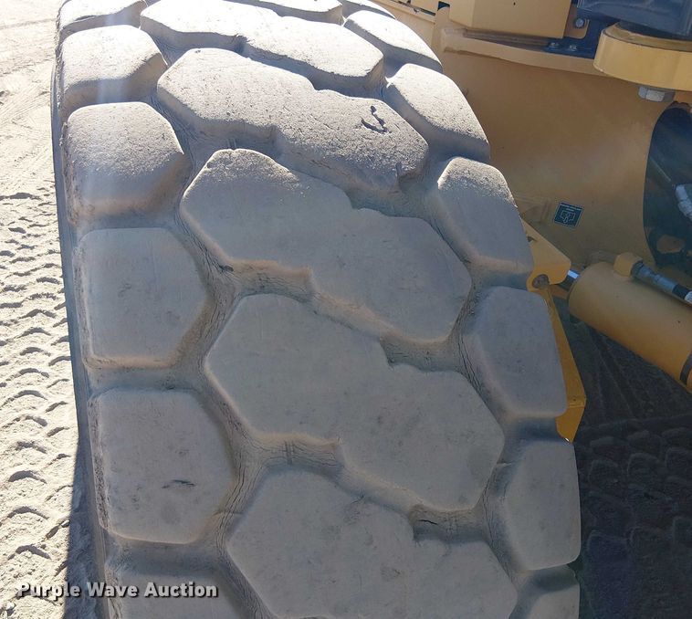 image for item EE5055 2015 John Deere 772 GP motor grader