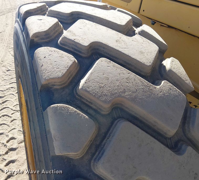 image for item EE5055 2015 John Deere 772 GP motor grader