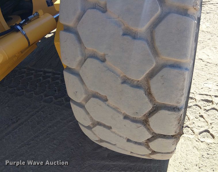 image for item EE5055 2015 John Deere 772 GP motor grader