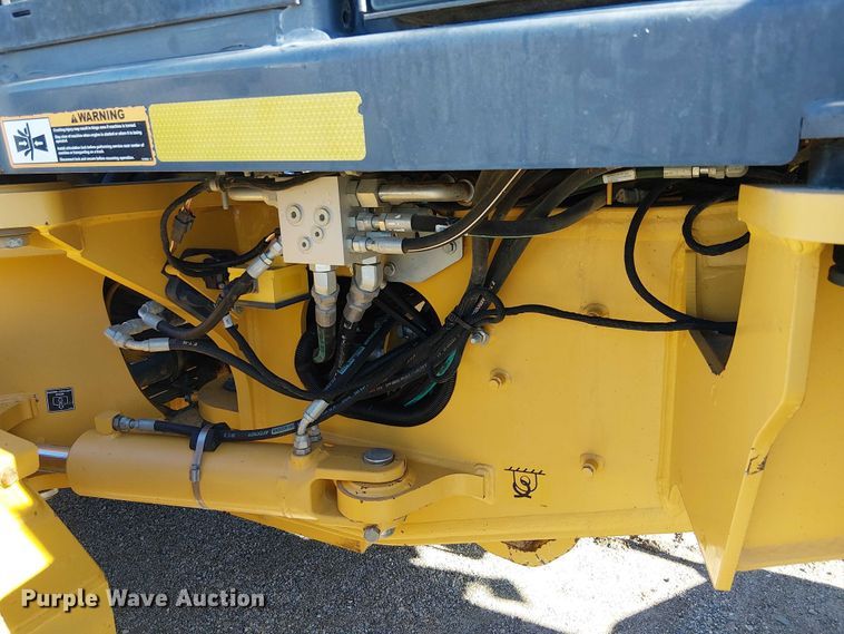 image for item EE5056 2015 John Deere 872 GP motor grader