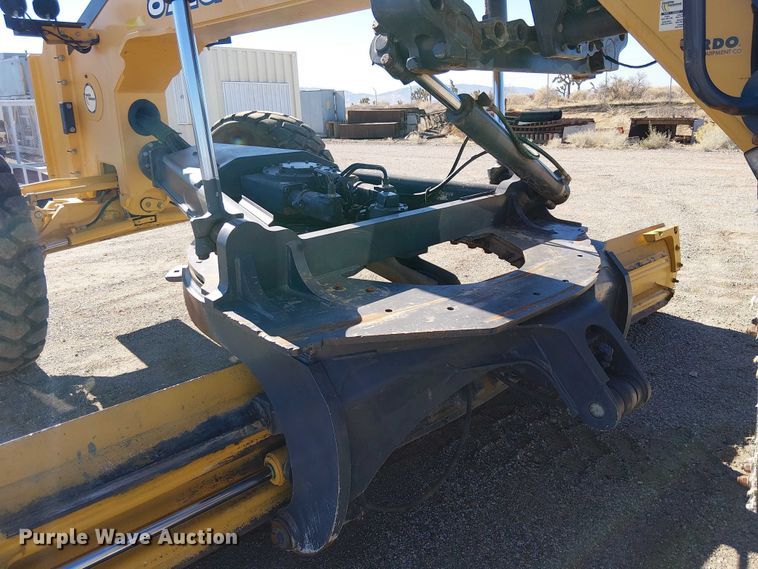 image for item EE5056 2015 John Deere 872 GP motor grader