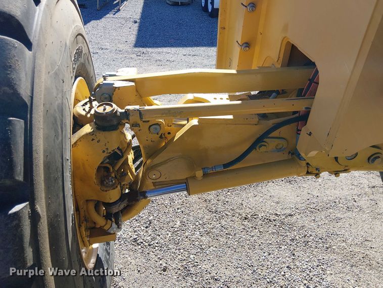 image for item EE5056 2015 John Deere 872 GP motor grader