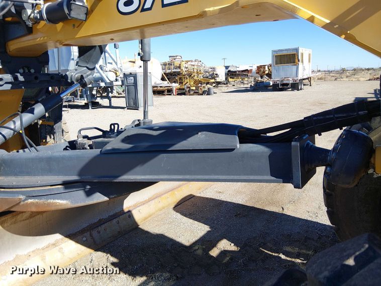 image for item EE5056 2015 John Deere 872 GP motor grader