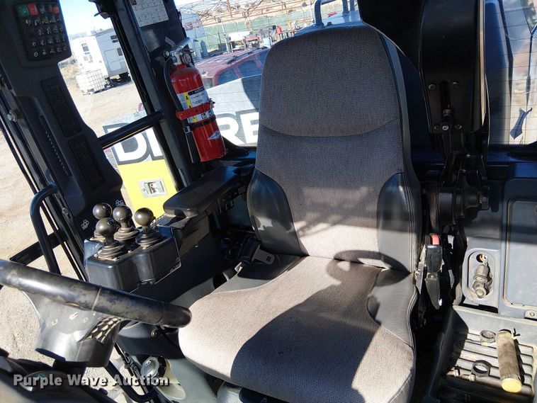 image for item EE5056 2015 John Deere 872 GP motor grader