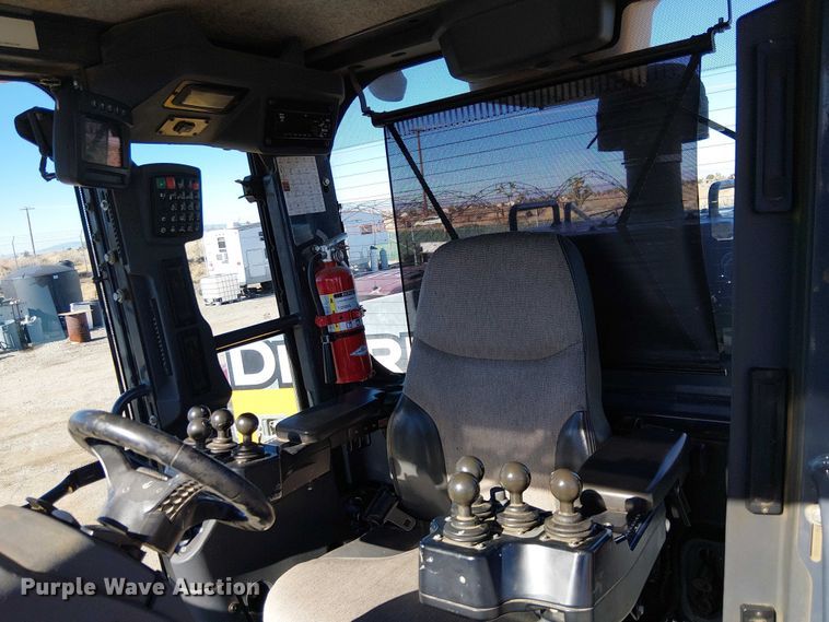 image for item EE5056 2015 John Deere 872 GP motor grader