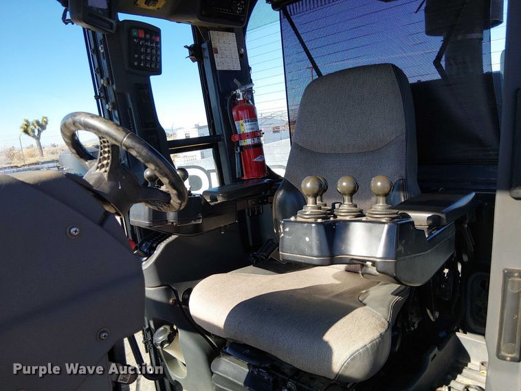 image for item EE5056 2015 John Deere 872 GP motor grader