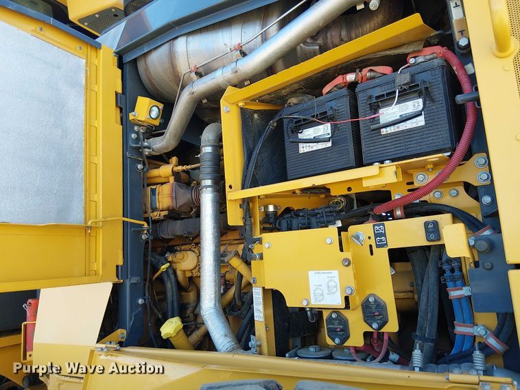 image for item EE5056 2015 John Deere 872 GP motor grader