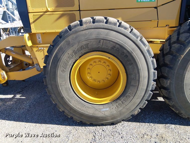 image for item EE5056 2015 John Deere 872 GP motor grader