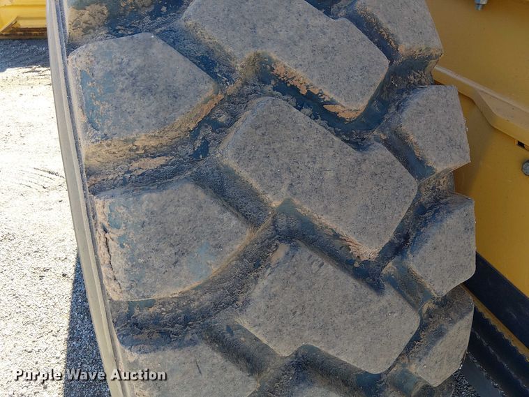 image for item EE5056 2015 John Deere 872 GP motor grader