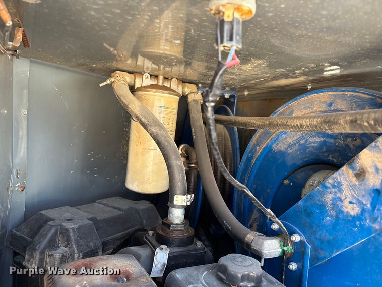 image for item EF6157 2014 LDJ Manufacturing ADT750-D fuel trailer