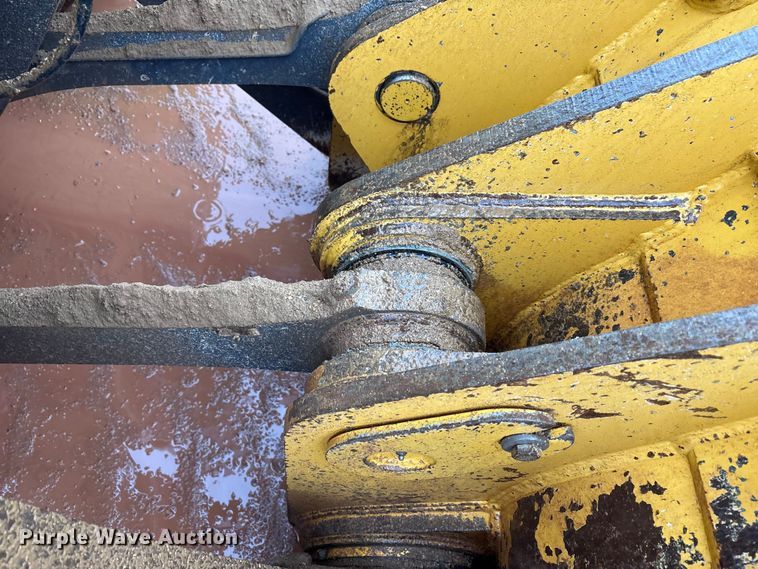 image for item EF6198 2022 John Deere 844L wheel loader