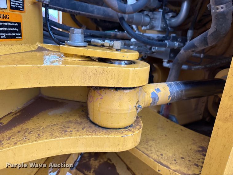 image for item EF6198 2022 John Deere 844L wheel loader