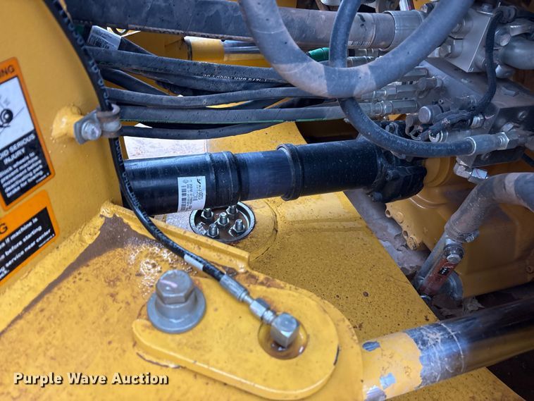 image for item EF6198 2022 John Deere 844L wheel loader