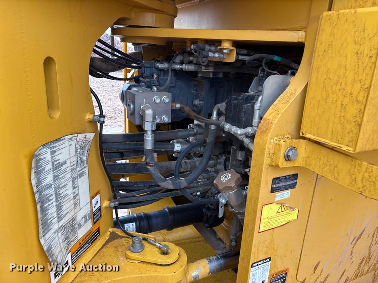 image for item EF6198 2022 John Deere 844L wheel loader