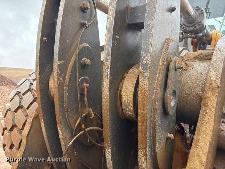 image for item EF6198 2022 John Deere 844L wheel loader