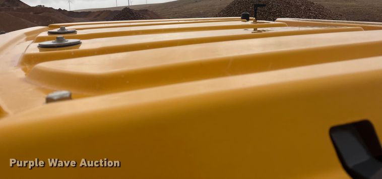 image for item EF6198 2022 John Deere 844L wheel loader