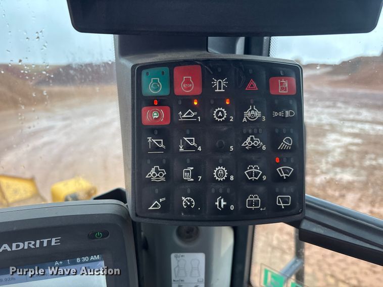 image for item EF6198 2022 John Deere 844L wheel loader