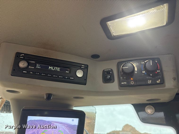 image for item EF6198 2022 John Deere 844L wheel loader