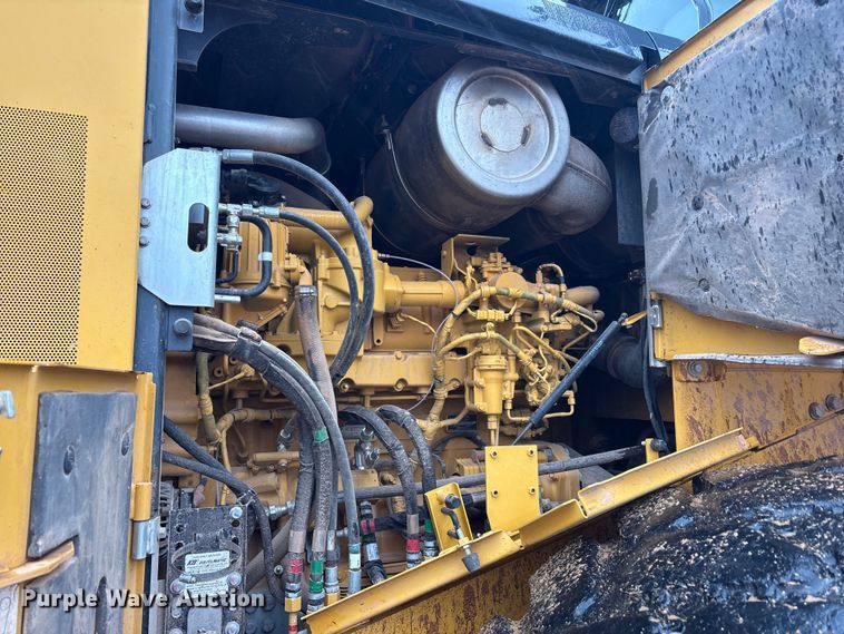 image for item EF6198 2022 John Deere 844L wheel loader