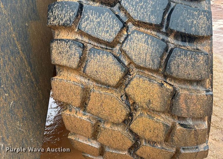 image for item EF6198 2022 John Deere 844L wheel loader