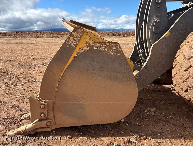 image for item EF6200 2021 John Deere 844L wheel loader