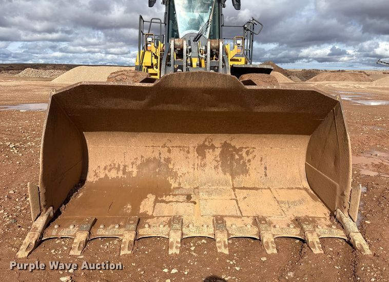 image for item EF6200 2021 John Deere 844L wheel loader